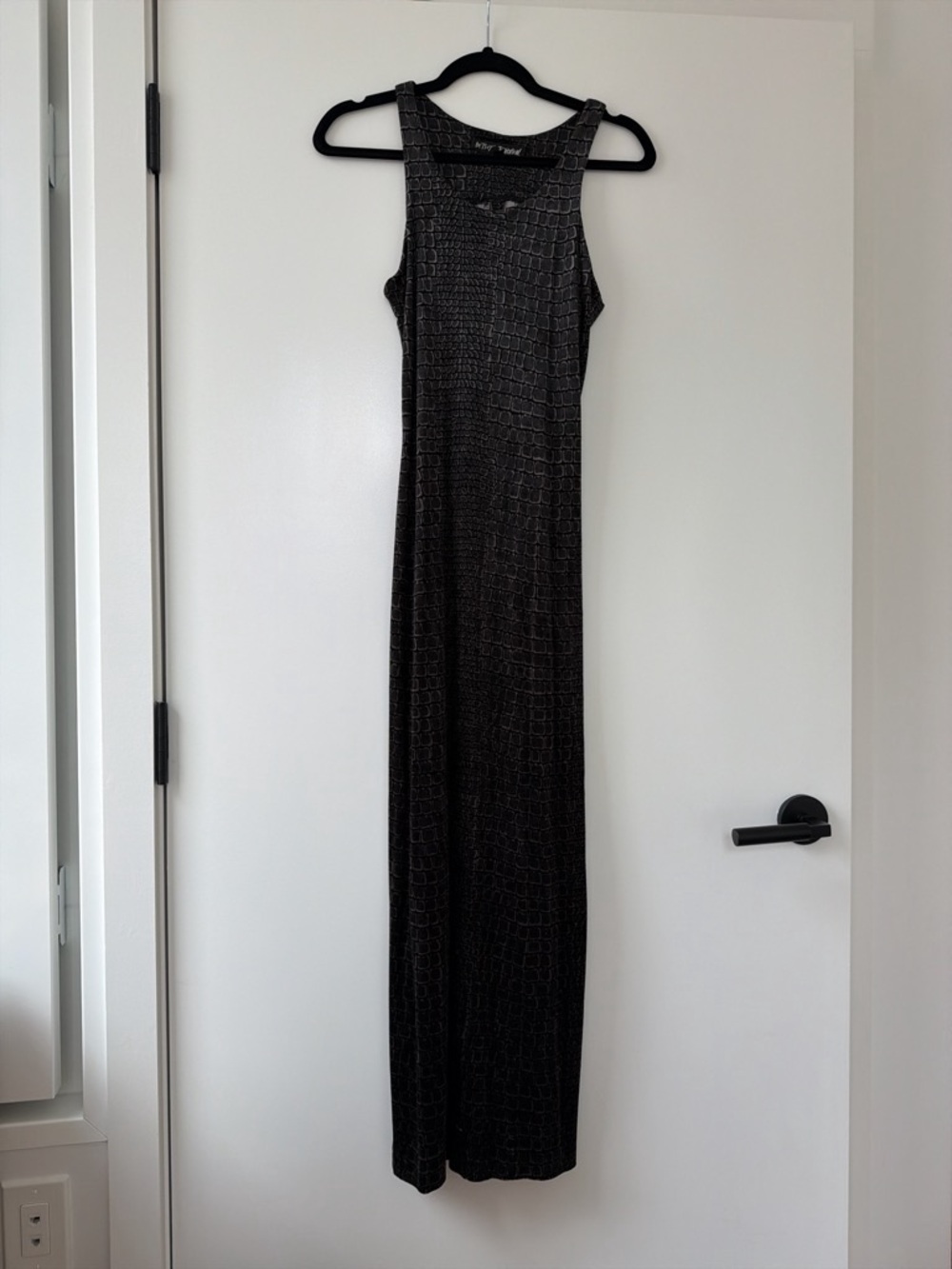 Betsy Johnson Alligator print velvet dress. Slim fit. 1990’s.